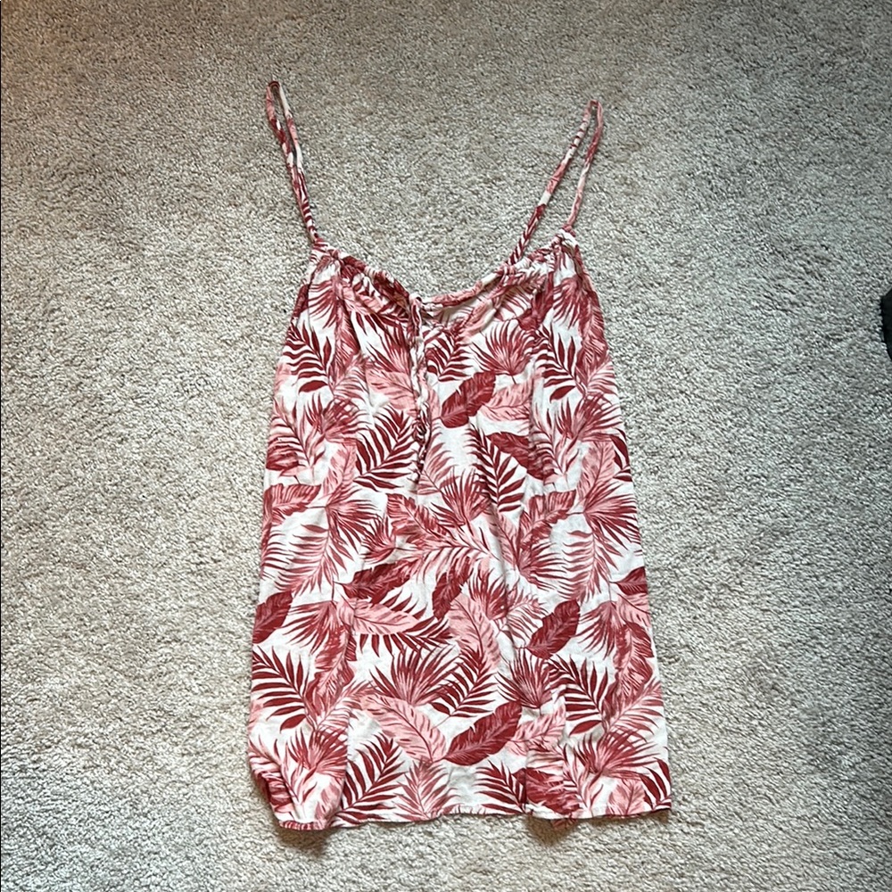 Xhilaration Red and White Leaf Print Camisole